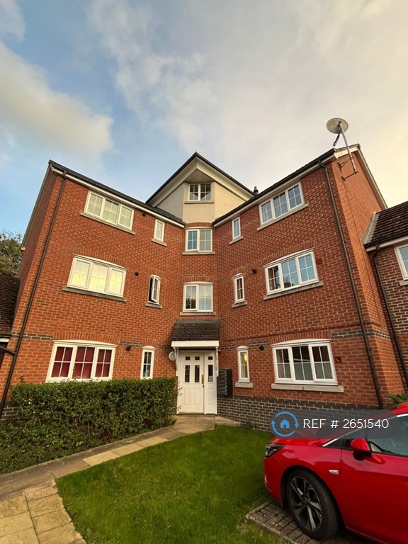 2 bedroom flat in De Port Gardens, Chineham, Basingstoke, RG24 (2 bed) (#2651540)