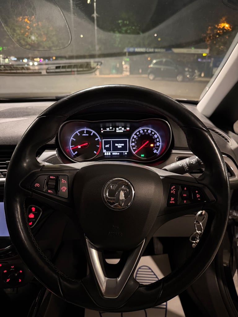 Vauxhall, CORSA, Hatchback, 2015, Other, 1398 (cc), 5 doors