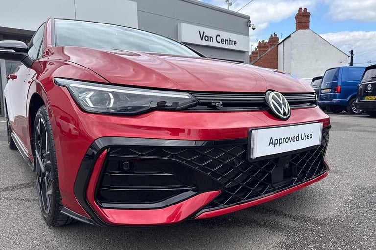 2024 Volkswagen Golf 1.5TSI 150PS Hatch Ã¢Â­ÂBlack Pack, Sunroof, DCC, Keyless, Winter Pack, To ...