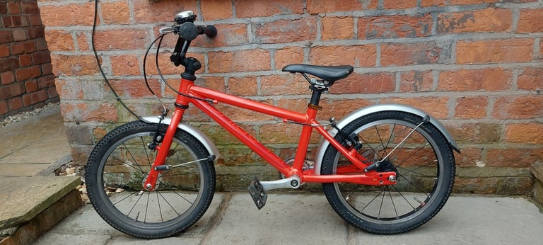 Islabike cnoc 16" wheel