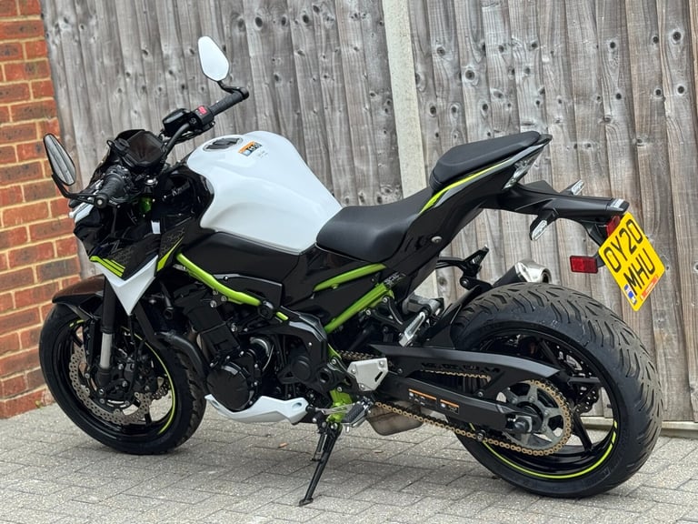 KAWASAKI Z900 ABS 2020 (20) NAKED + IMMACULATE EXAMPLE
