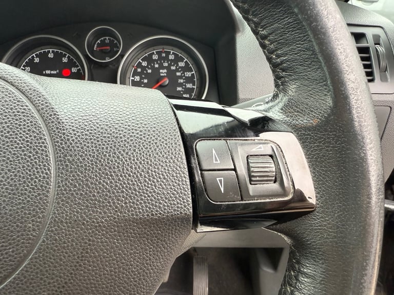 2011 Vauxhall Zafira 1.6i [115] Energy 5dr MPV Petrol Manual