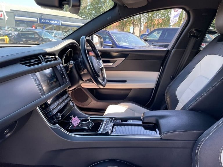 2018 Jaguar XF 2.0 D R-SPORT AWD 4d 177 BHP Saloon Diesel Automatic