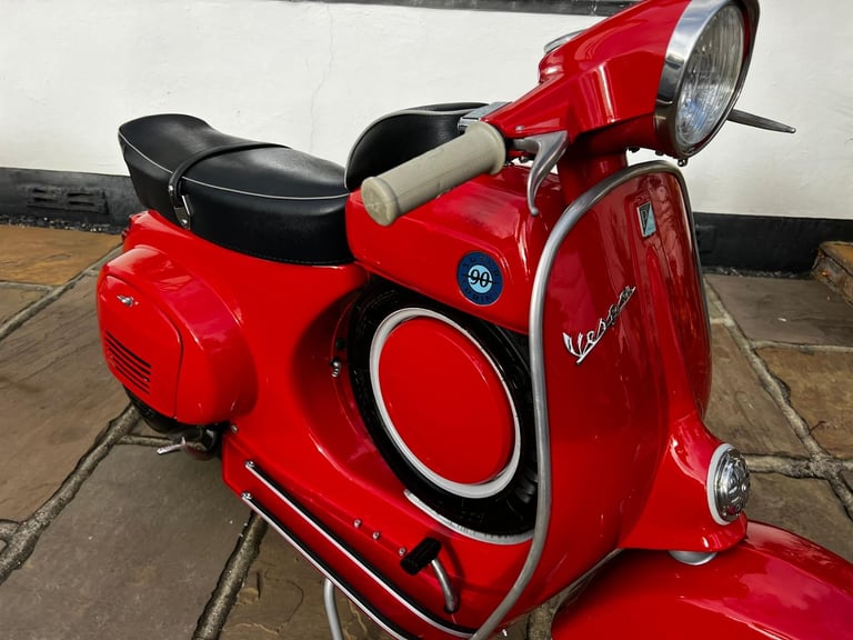 1967 VESPA SS90