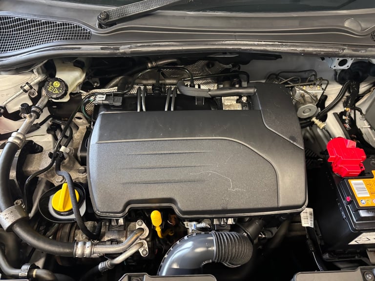 2016 Renault Clio 1.2 16V Play 5dr HATCHBACK Petrol Manual