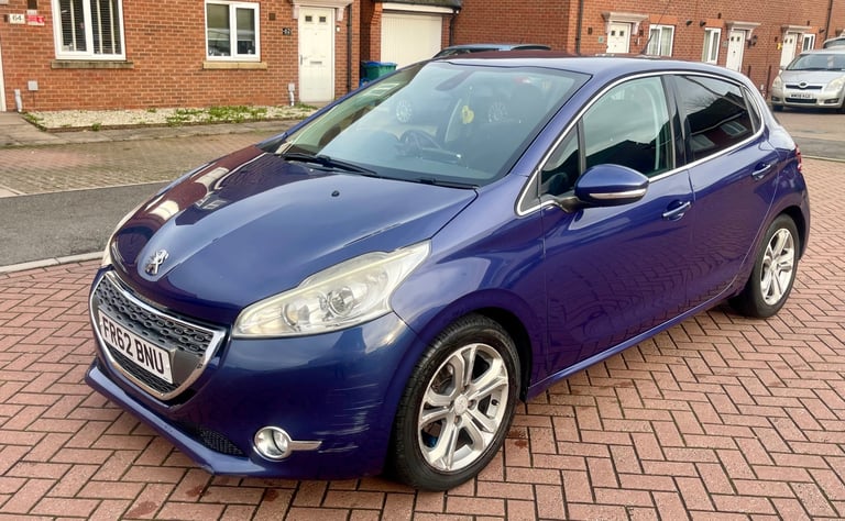 2013 Peugeot 208 1.4 HDI ALLURE SPORT