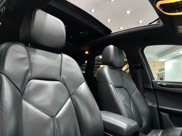 2015 Porsche Macan 2.0T SUV 5dr Petrol PDK 4WD Euro 6 (s/s) (237 ps) ESTATE Petrol Automatic