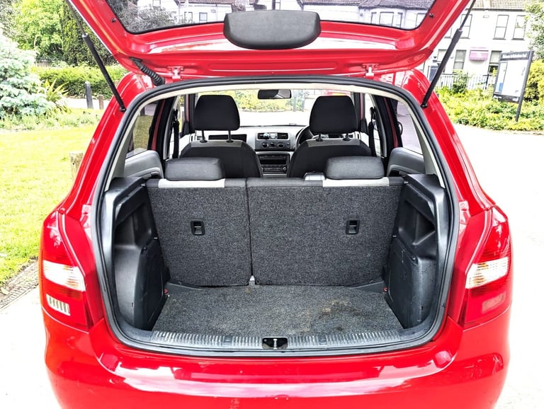 2012 Skoda Fabia 1.2 TSi DSG Automatic 5dr. 99800 Miles. PX OK. CHEAP on Fuel. HATCHBACK Petrol A...