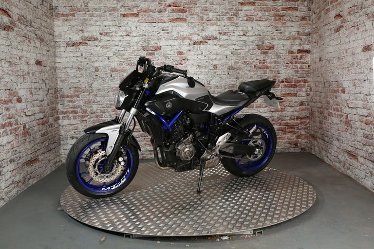 YAMAHA MT-07 ABS 2015 Petrol Manual in Silver