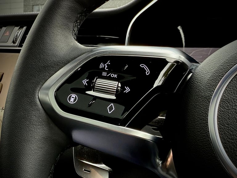 2024 Jaguar F-Pace 2.0 D200 MHEV R-Dynamic SE Black SUV 5dr Diesel Auto AWD Euro 6 (s/s) (204  ES...