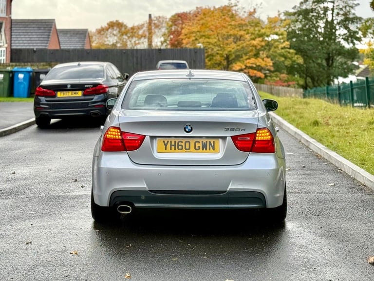 2011 BMW 320D M Sport 184 LCI 2L 6 Speeds. 