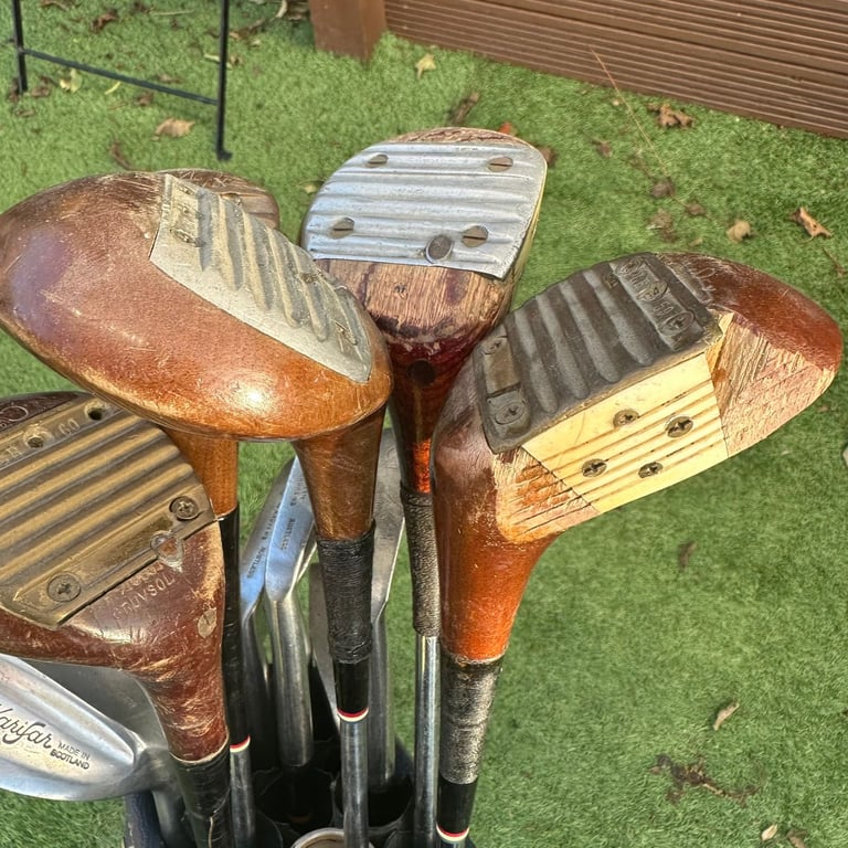 Set of Golf Clubs + Bag