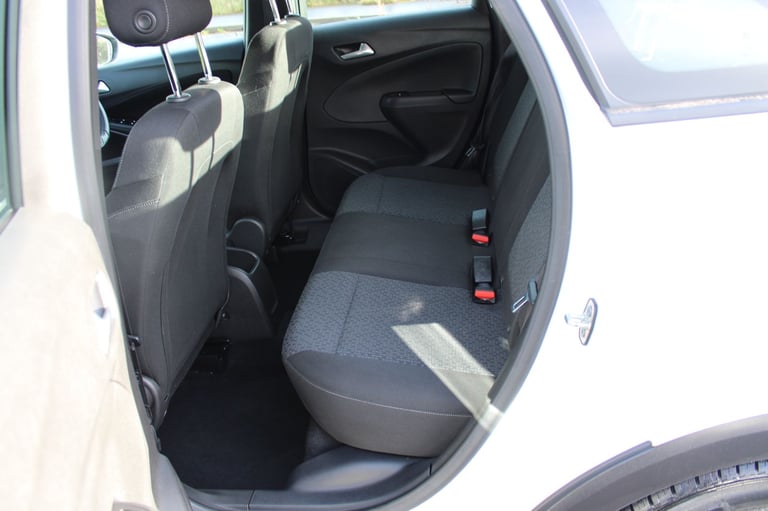 VAUXHALL CROSSLAND X 1.2 SE 2018,Low Mileage,F.S.H,Bluetooth,DAB,Air Con,Cruise,Ulez Compliant