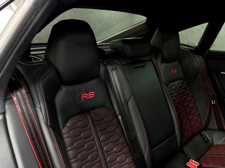 2023 Audi RS7 Performance Carbon Vorsprung 5dr Tiptronic 1 OF 1 VELVET PURPLE HATCHBACK Petrol Se...