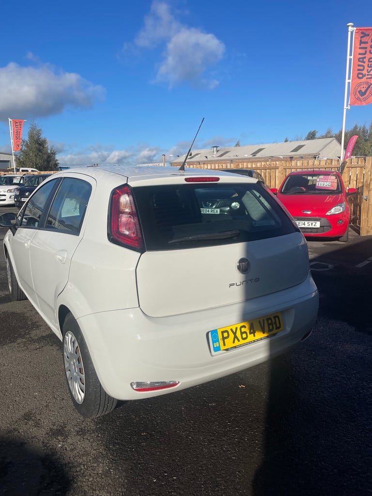 2014 Fiat Punto 1.2 Pop 5dr [Start Stop] HATCHBACK Petrol Manual