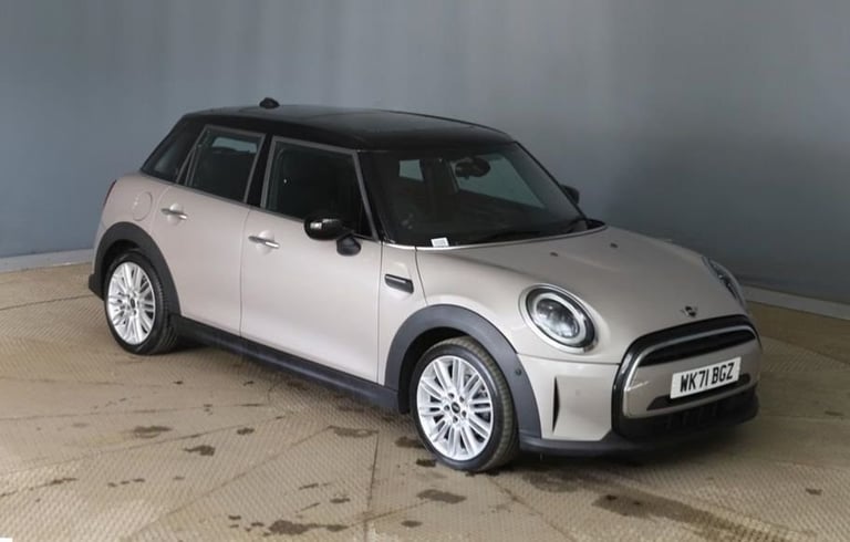 image for 2021 71 MINI HATCH 1.5 COOPER EXCLUSIVE HATCHBACK 5DR PETROL MANUAL EURO 6 (S/S)