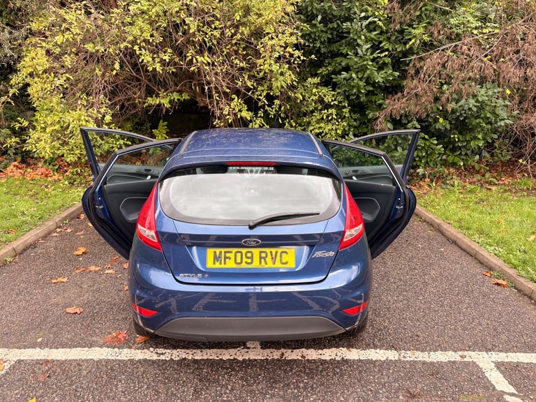 Ford, FIESTA, Hatchback, 2009, Manual, 1242 (cc), 5 doors