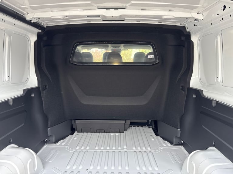  Renault Trafic 2.0 Dci Blue Ll30 Extra Sport Crew Van Double Cab 6dr Diesel