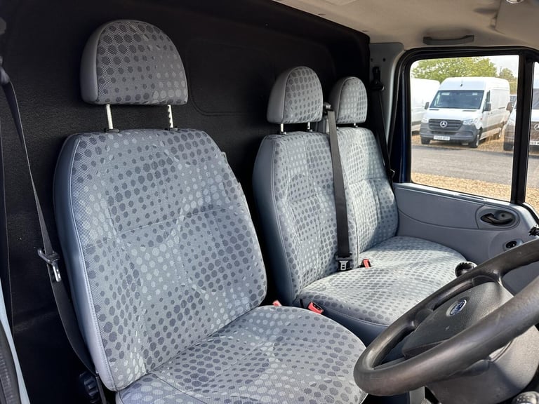 2013 Ford Transit 2.2 TDCi 350 Panel Van 3dr Diesel Manual FWD L2 H3 (209 g/km, 123 bhp) Panel Va...