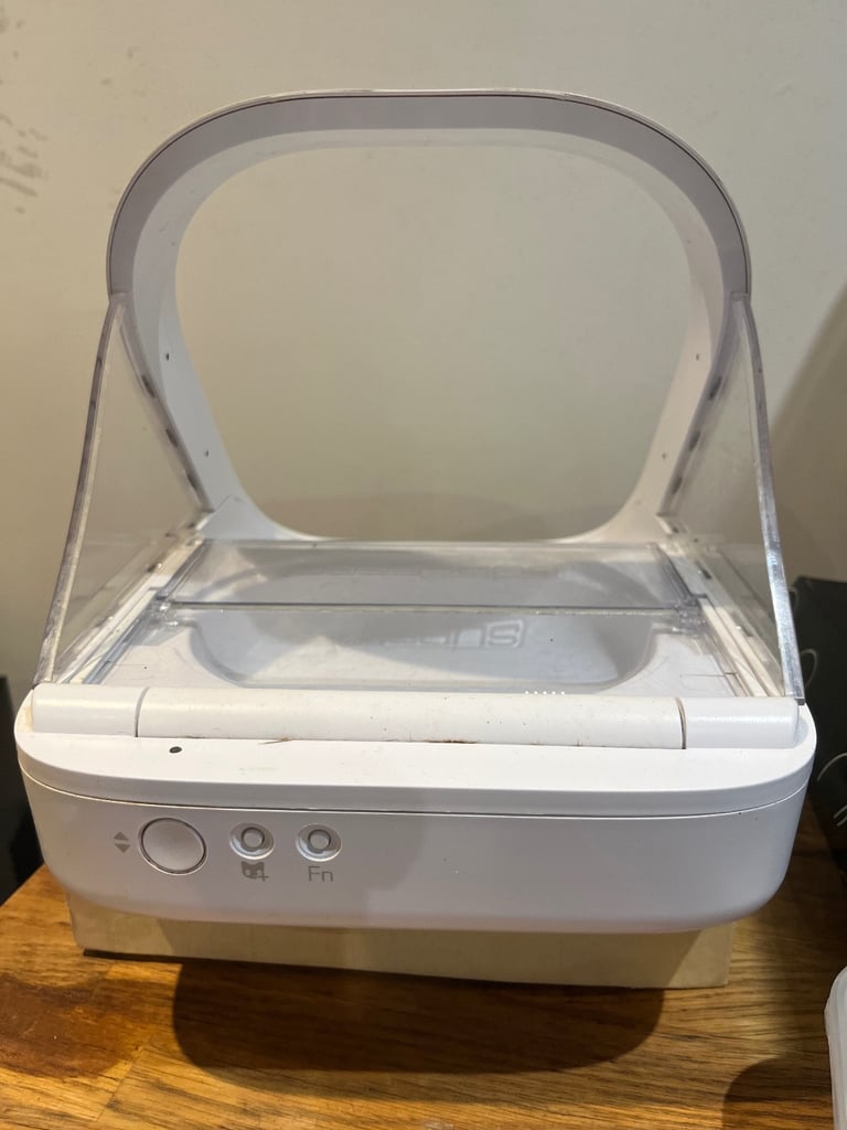 SureFeed Microchip pet feeder 
