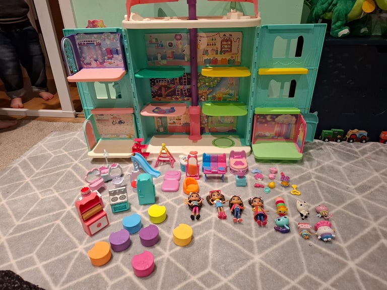 Gabby dolls house bundle