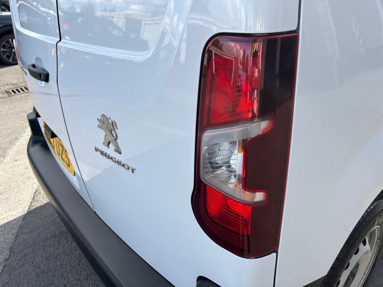  Peugeot Partner 1.5 Bluehdi 1000 Professional Premium  Plus Standard Panel Van
