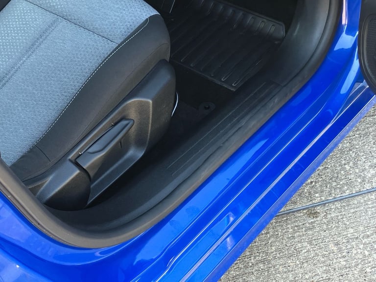 2024 Vauxhall Corsa 100kW Design 50kWh 5dr Auto Hatchback Electric Automatic