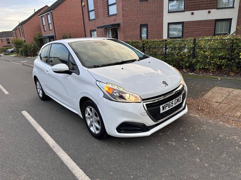 image for 2015 Peugeot 208 1.2 PureTech 82 Active 3dr HATCHBACK Petrol Manual