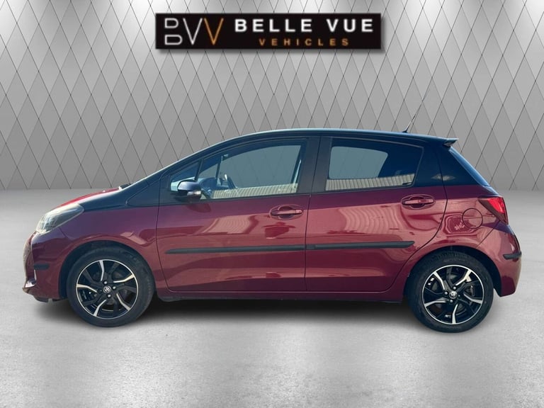 2017 Toyota Yaris 1.3 Yaris Design VVT-i 5dr - NATIONAL DELIVERY* Hatchback Petrol Manual
