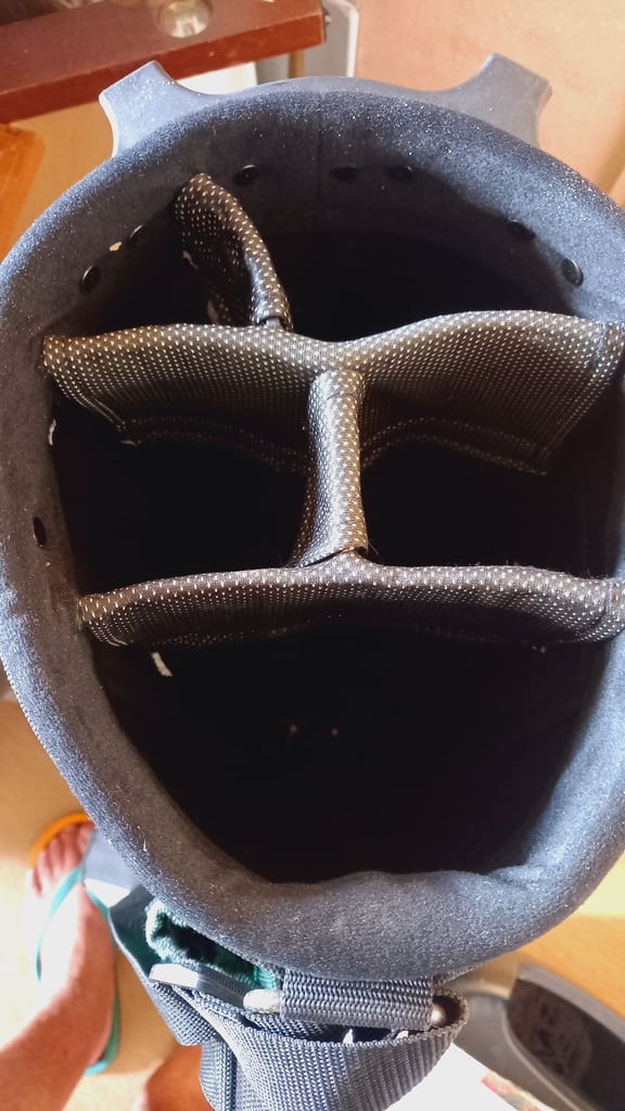 Golf Bag, Stand, With Shoulder Harness in Ex Con 