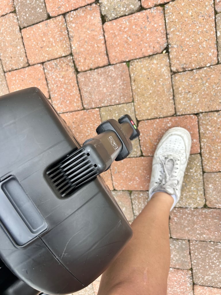 Joie babyseat and isofix 
