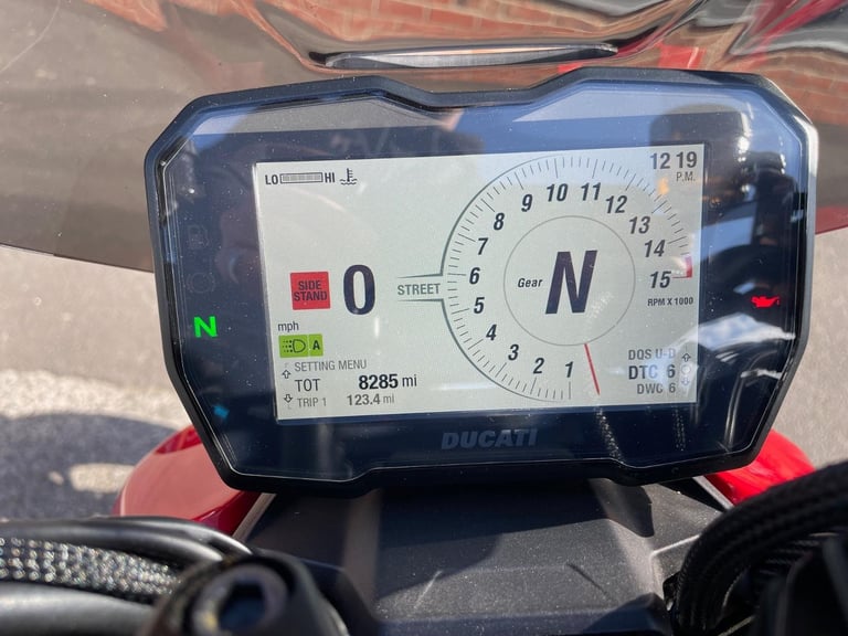 Ducati Streetfighter V4 S