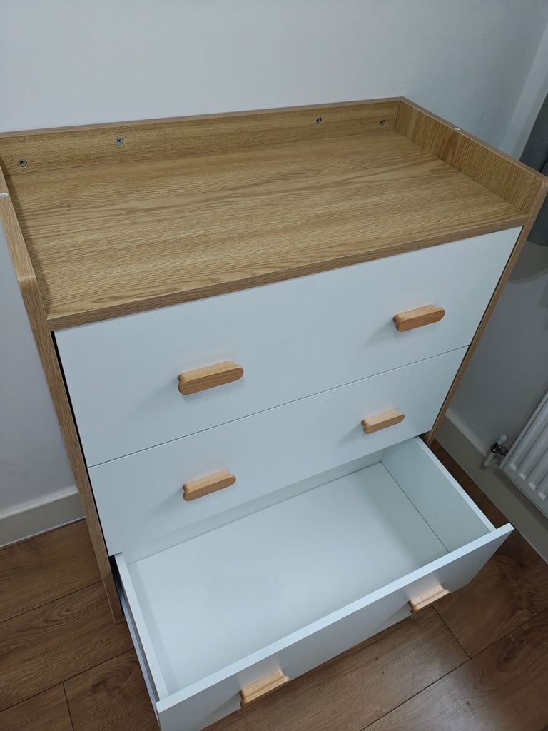 Purchased New in June - 3 drawers - Excellent Condition 