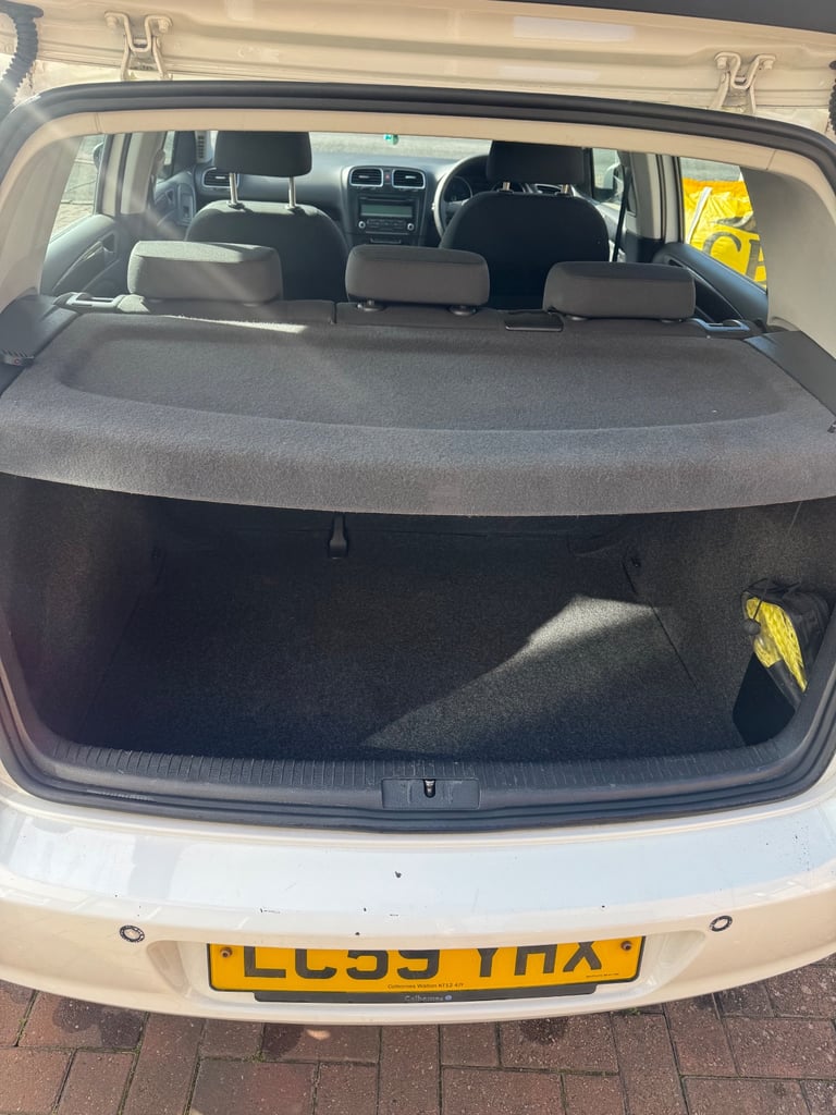 Volkswagen, GOLF, Hatchback, 2009, Semi-Auto, 1390 (cc), 5 doors