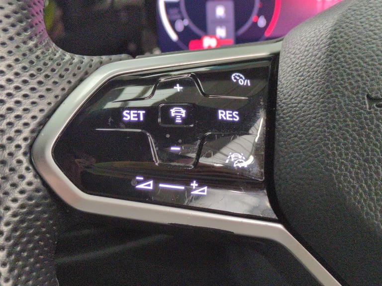 2022 Volkswagen Golf 2.0 TDI GTD Hatchback 5dr Diesel DSG Euro 6 (s/s) (200 ps) - BLUETOOTH - DI ...