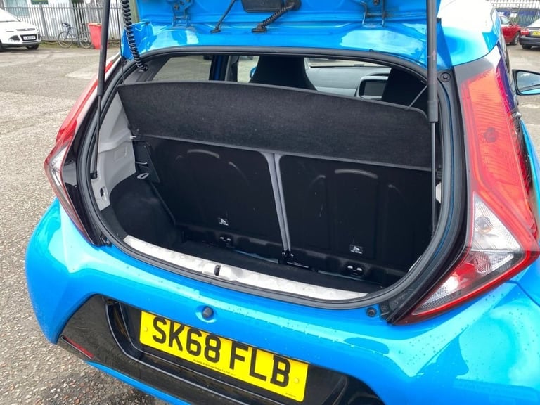 2018 Toyota AYGO 1.0 VVT-i x-press Hatchback 5dr Petrol Manual Euro 6 (71 ps) Hatchback Petrol Ma...