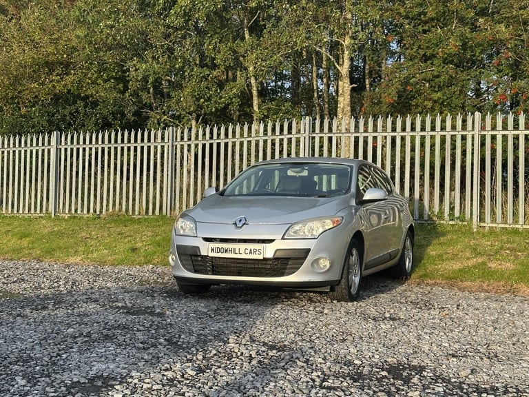RENAULT MEGANE 1.6 16V Dynamique TomTom 2011