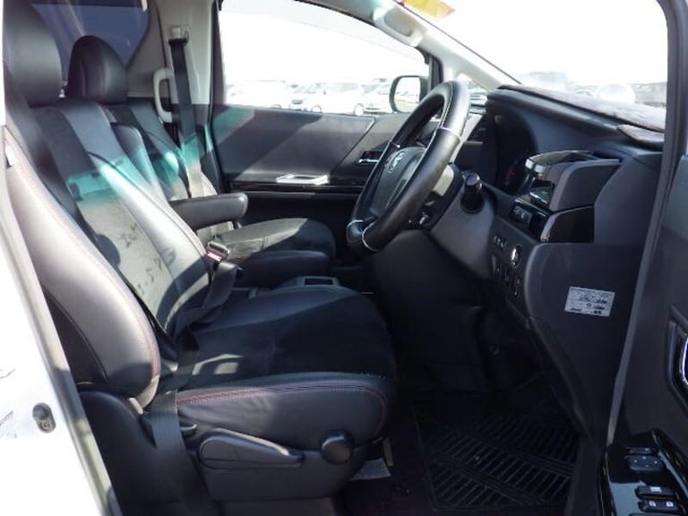 2013 Toyota Vellfire 2.4Z GoldenEyes 2- Cruise Control-Twin Power Doors-Half Leather- Due 22nd O ...