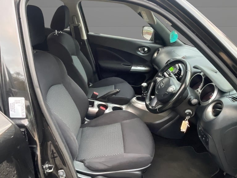 NISSAN JUKE 1.2 DIG-T Acenta Black Manual Petrol 2015