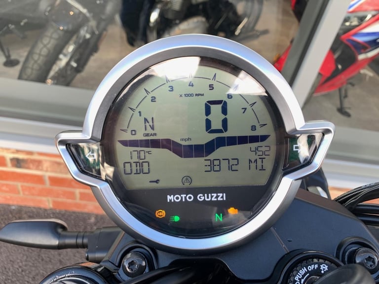 Moto Guzzi V7 CENTANARIO - ONE OWNER - 2 YEAR WARRANTY 
