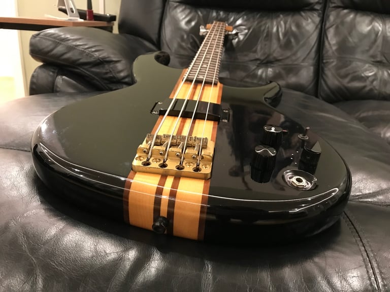 image for Aria Pro II SB1000 bass guitar, black, 1984, in black (the best colour), pure 80’s vibe! 