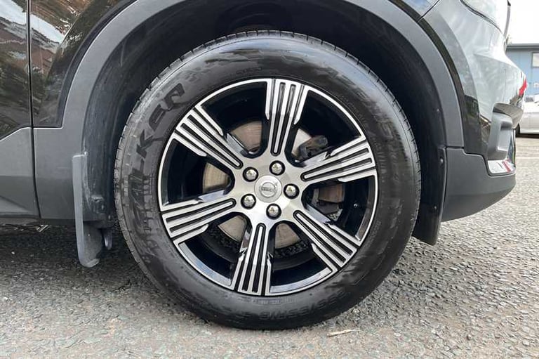2018 Volvo XC40 2.0 D4 Inscription SUV 5dr Diesel Auto AWD Euro 6 (s/s) (190 ps) SUV Diesel Autom...