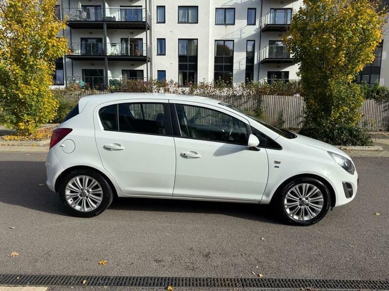 2015 Vauxhall Corsa 1.2 SE 5dr HATCHBACK PETROL Manual