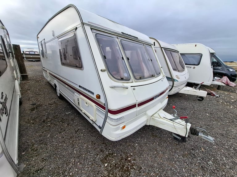 SELL 2000 Swift Challenger 490 SE LUX 5 berth