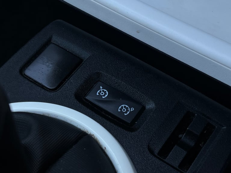 2017 Renault Twingo 1.0 SCE Dynamique 5dr [Start Stop] HATCHBACK Petrol Manual