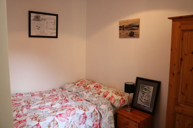 2-Bed Ground Floor Apartment – Fully Refurbished – Excellent Location (Off Dublin Road)