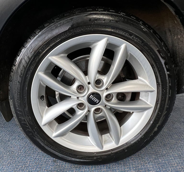 2011 MINI Countryman 1.6 Cooper Euro 5 (s/s) 5dr HATCHBACK Petrol Manual