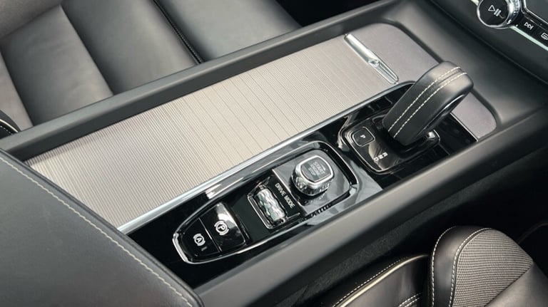 2021 Volvo XC60 T8 Twin Engine AWD Polestar Engineered Automatic Estate Petrol Parallel PHEV Auto...