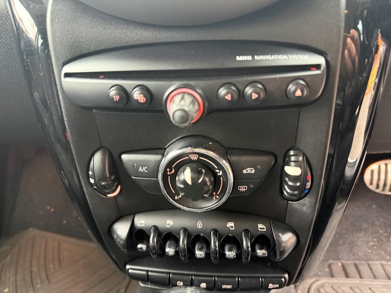 Mini, COUNTRYMAN, 2012,Automatic, SatNav, 1598 (cc), High specs, 5 doors