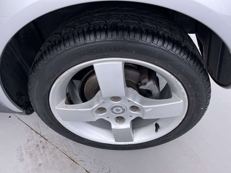 2004 smart forfour 1.5 CDI Passion Hatchback 5dr Diesel Manual (126 g/km, 95 bhp) Hatchback Diese...